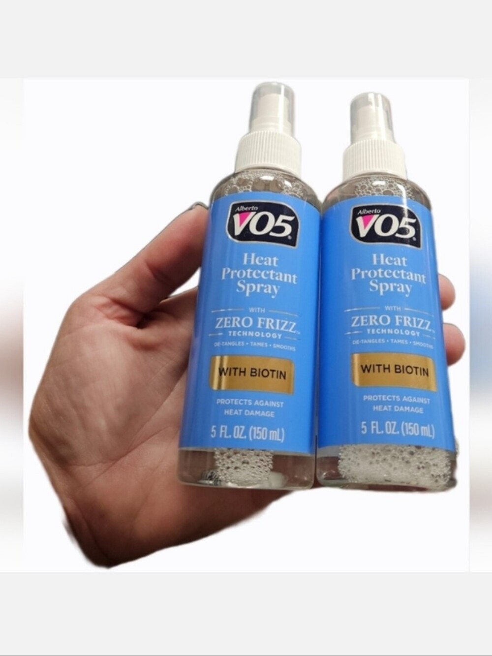 NWT 》2×《 V05 ZERO FRIZZ HEAT PROTECTANT SPRAYS!